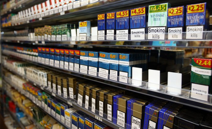 ФАС предложила Минздраву не запрещать продажу табака в дьюти-фри