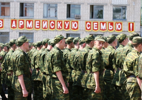Украина требует отменить военный призыв в Крыму и Севастополе 