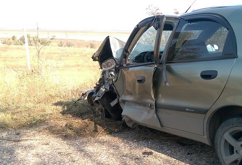 В Крыму погибли двое водителей, пострадала беременная женщина [хроника ДТП 18 октября]