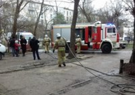 Крымские спасатели на пожаре реанимировали мужчину