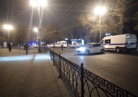 "Ми близько": центр Севастополя был оцеплен из-за упавшего самолета-беспилотника [фото]