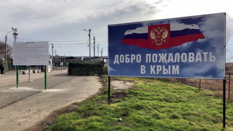 Украинский чиновник сбежал из-под следствия в Крым