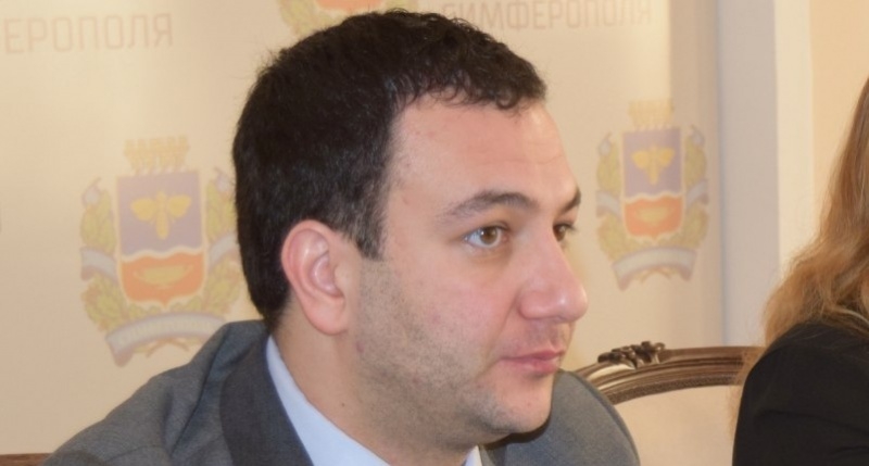 Прокурору Шкитову не отдали паспорт, несмотря на победу в судах
