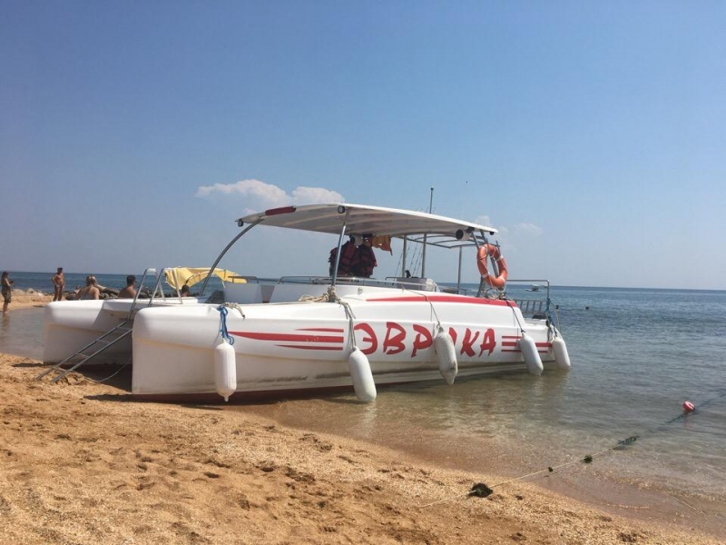 На крымском курорте появилось морское такси [фото]