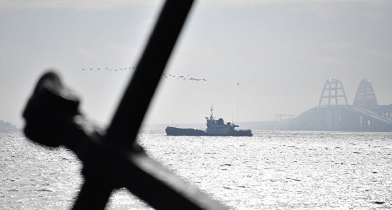 ВМС Украины продолжат отправлять корабли в Керченский пролив