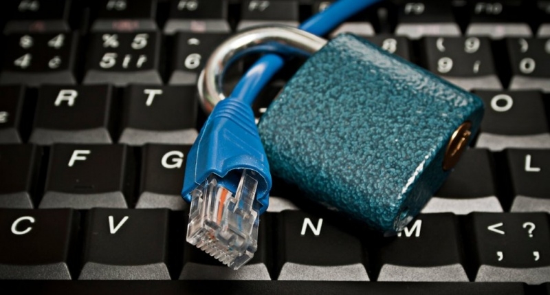 В Госдуму внесен закон об отключении российского Интернета от мирового