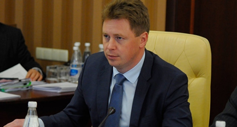 Севастопольских депутатов просят выразить недоверие губернатору Овсянникову