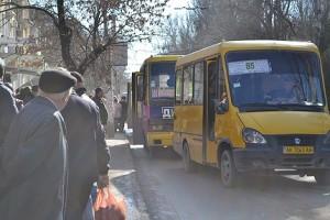 С дорог Симферополя обещают убрать хамов-маршруточников