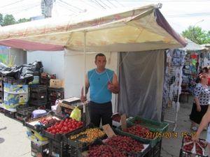 Из-за немереного урожая клубники поставщики Крыма снижают цены