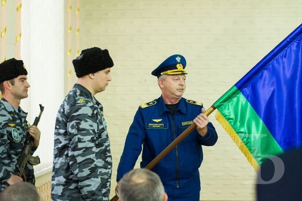 Крымским железнодорожникам передали флаг госохраны ж/д транспорта (фоторепортаж)