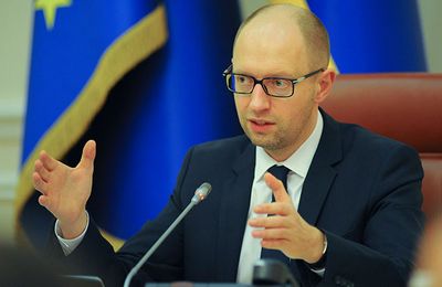 Яценюк потребовал ускорить приватизацию «Укрспирта»