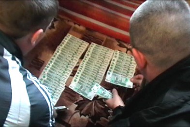 В Крыму вскрыты факты легализации наркодоходов в особо крупных размерах
