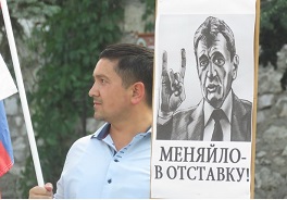 Меняйло предложил городскому академику Усманову стать своим пресс-секретарем
