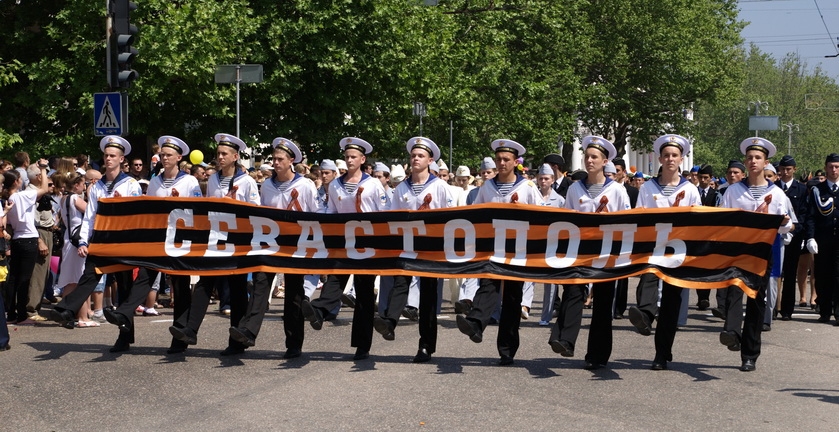 В параде Победы в Севастополе будут участвовать 1300 военных