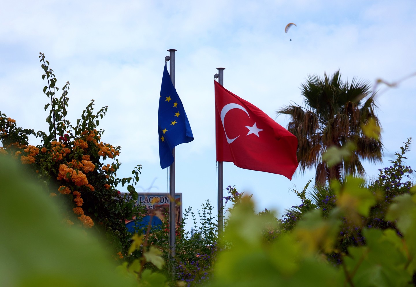 ЕС пригрозил Турции санкциями