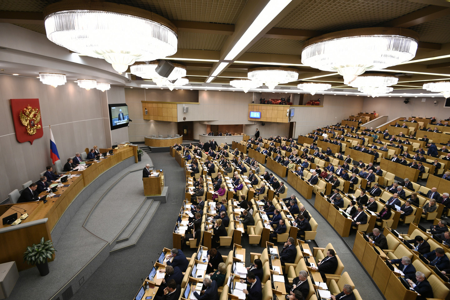Комитет Госдумы призвал не принимать закон о запрете на браки с трансгендерами
