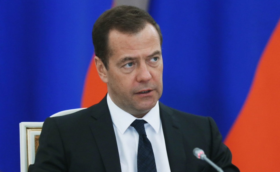 Медведев о Саакашвили: Этот пассажир опять обгадился