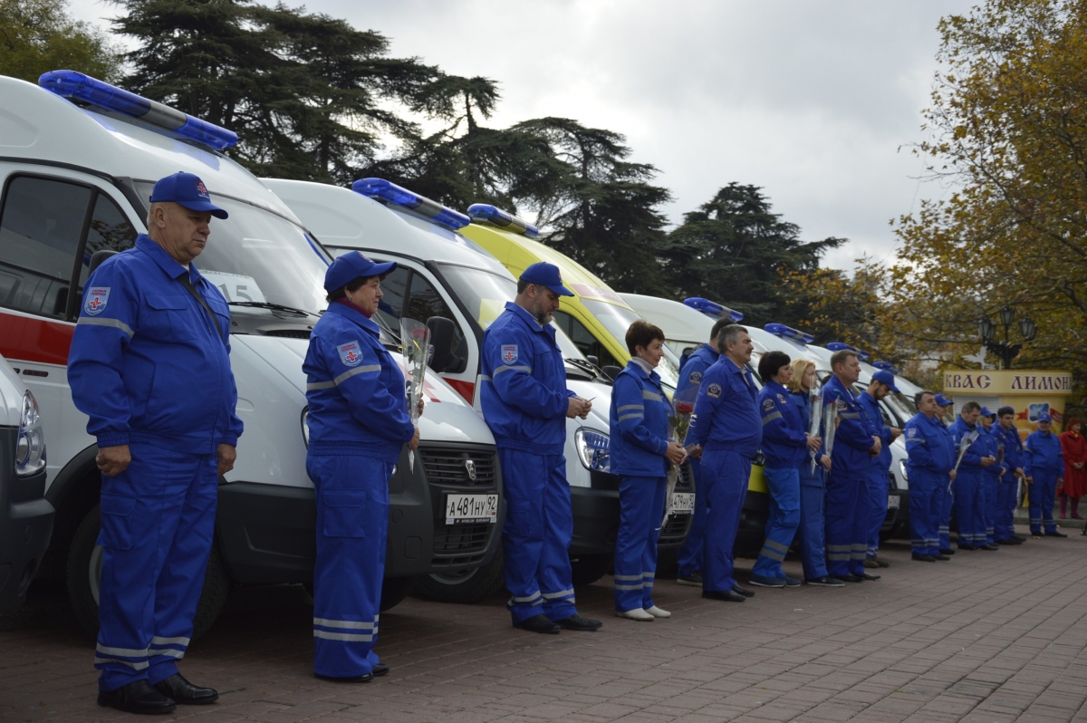 Севастополь получил девять новых машин "скорой помощи" [фото]