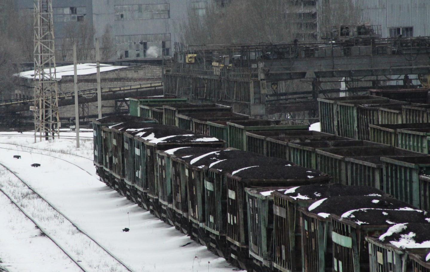 ДНР и ЛНР начали поставлять уголь в Россию вместо Украины