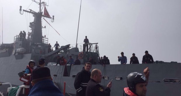 Моряков затонувшего корабля ЧФ РФ «Лиман» доставили в Севастополь