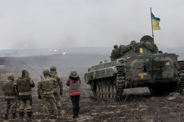 Украина проведёт военные учения вблизи границ с Крымом