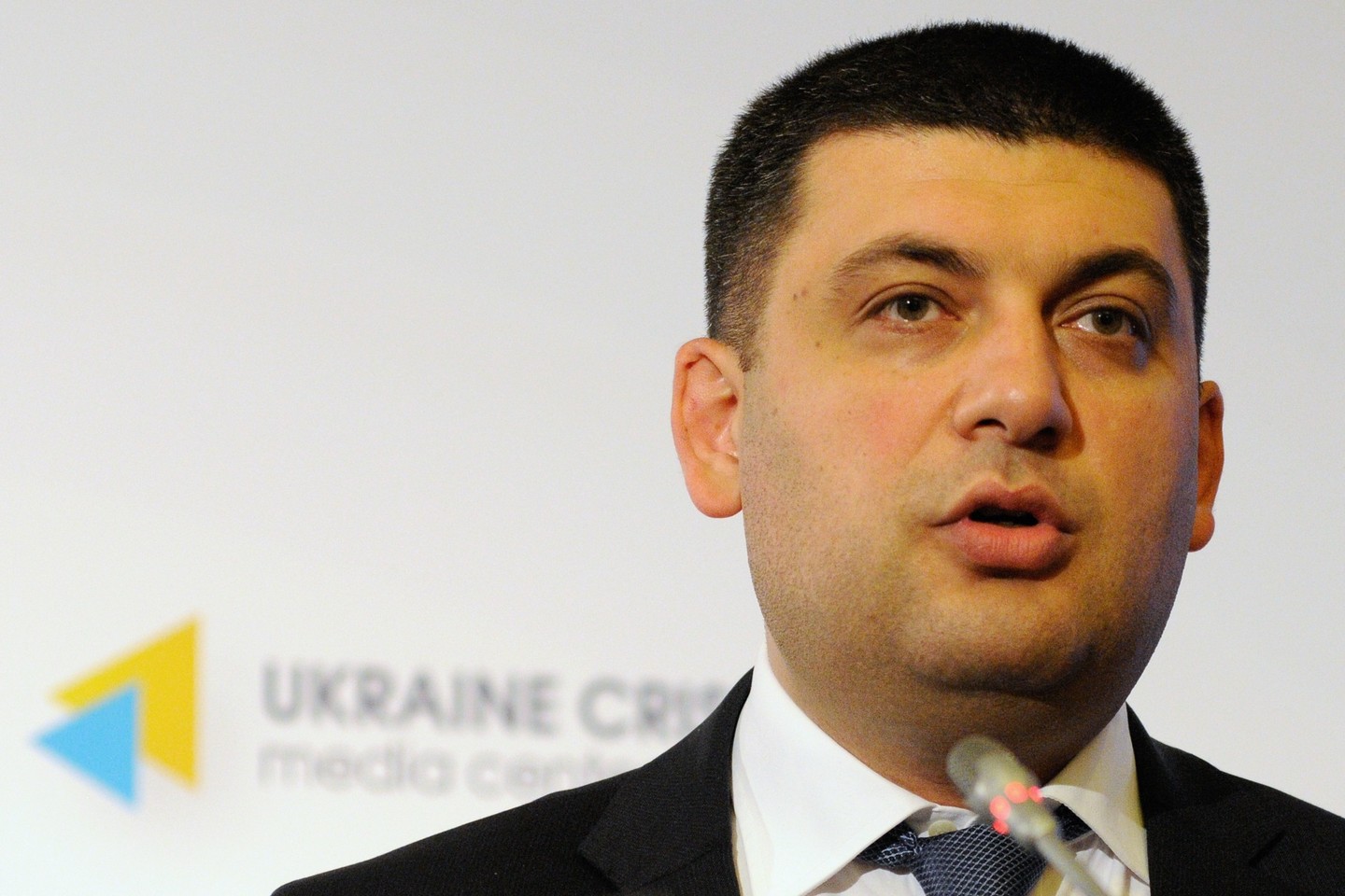 Гройсман: Через несколько лет у Украины не будет денег даже на "жалкие" пенсии