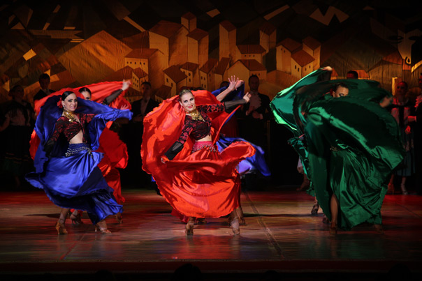 Как научиться латиноамериканским танцам