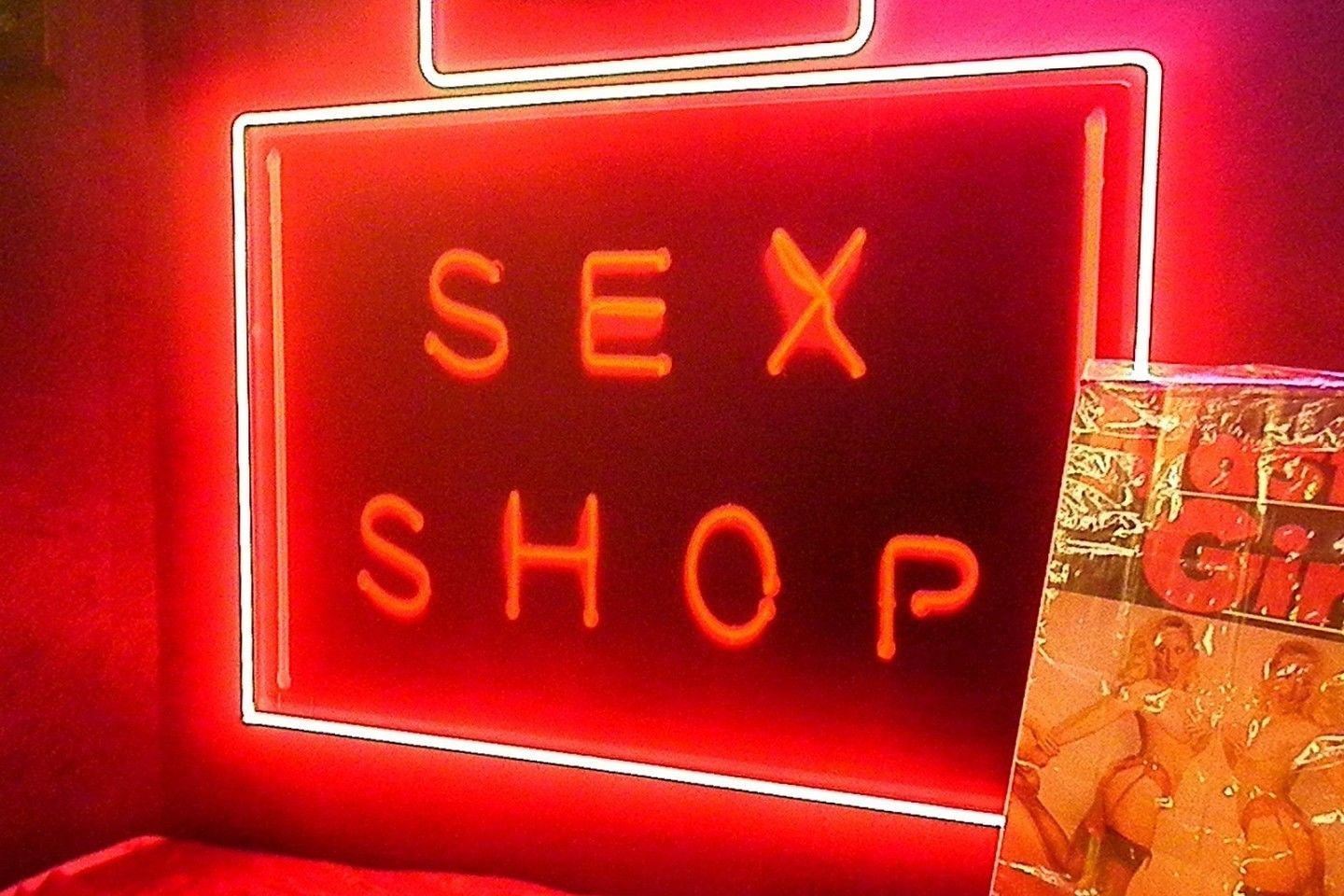 Эксклюзив в секс шопах в Алматы