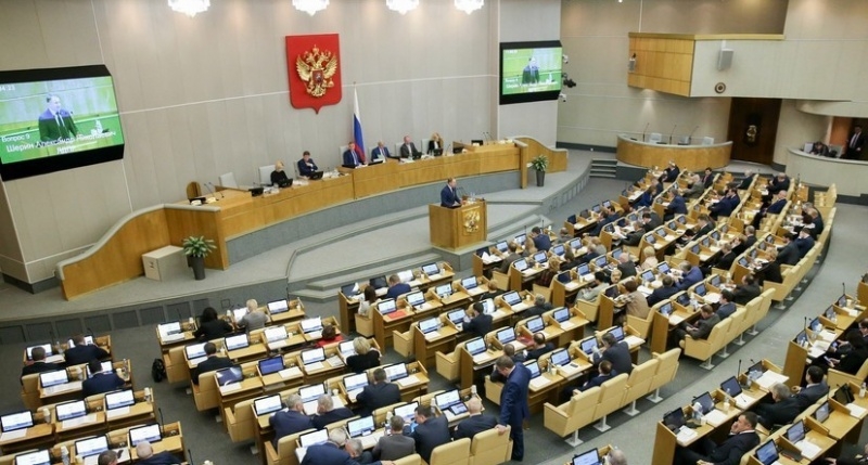 Госдума одобрила проект Путина об ужесточении наказания для криминальных авторитетов
