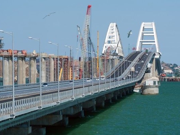 ДТП с пострадавшими на Крымском мосту: стали известны подробности