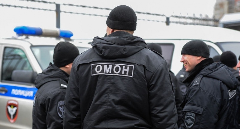 В Челябинске полиция с ОМОНом устроила облаву на пенсионера из-за дела о доплате к пенсии