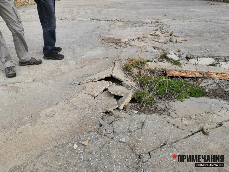 Оползень на Северной стороне Севастополя грозит разрушением пляжу «Толстяк»