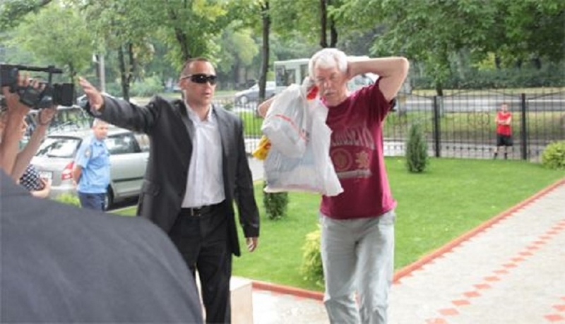 Юрия Мешкова арестовали на двое суток за «сопротивление полиции»