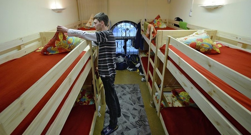 Путин подписал закон о запрете хостелов в жилых домах