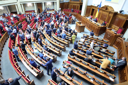 Рада отказалась от законопроекта Зеленского о незаконном обогащении