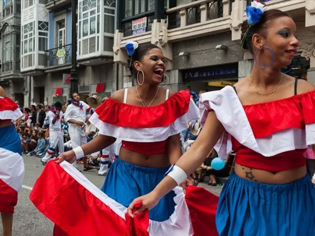 Двигайся в такт: в Симферополе пройдет доминиканская вечеринка