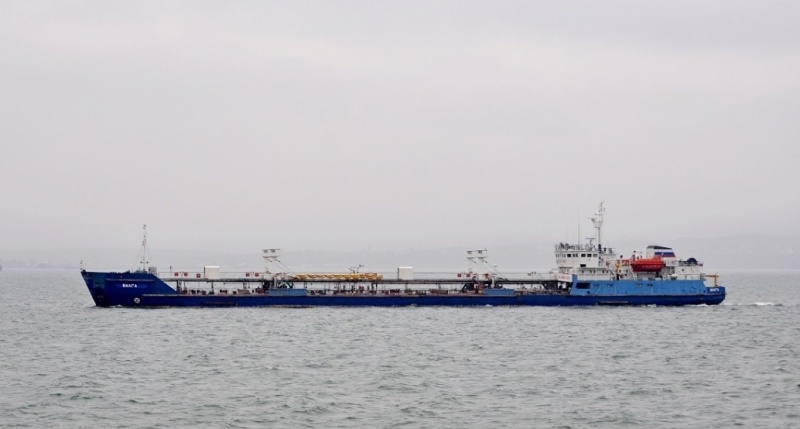 На Украине арестовали танкер по подозрению в доставке топлива в Севастополь
