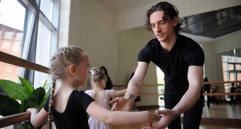 Сергей Полунин завершает набор танцоров в Севастополе