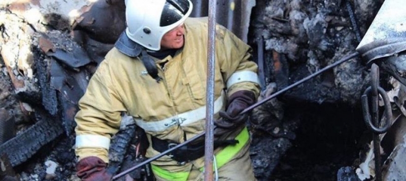 Ночью на пожаре в Крыму спасли мужчину