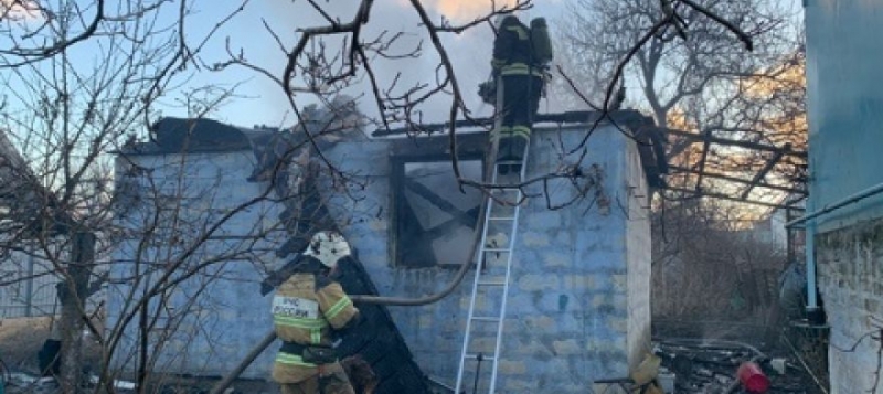 В Севастополе на пожаре обнаружен погибший мужчина [фото]