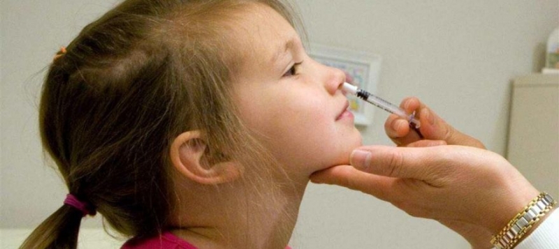Созданную российскими учеными вакцину от коронавируса можно будет закапать в нос