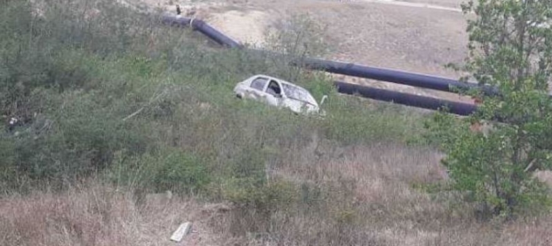 В Крыму пострадал водитель слетевшего в кювет "Рено" [фото]