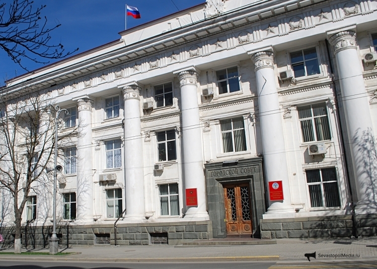 Выборы прошли, депутаты Севастополя наконец-то повысят себе зарплату