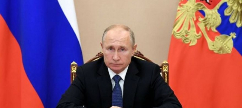 Путин поручил начать массовую вакцинацию россиян от Сovid-19