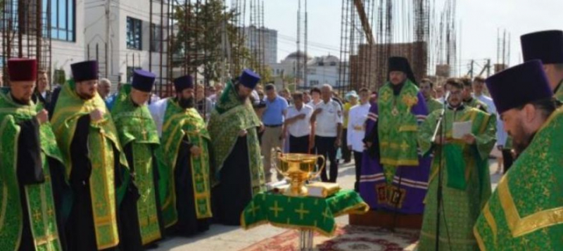 Не мешает ли православным севастопольцам "Бубновый звон"?