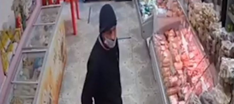 Симферополец с перцовым баллончиком пытался ограбить магазин [видео]