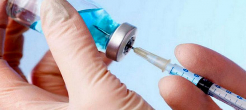 Для кого вакцинация от ковида станет обязательной после внесения в календарь прививок