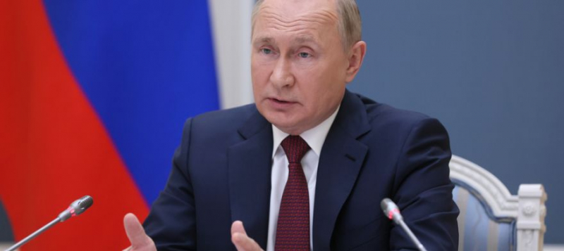 "Россия зовет": Путин - об экономике, штамме "омикрон" и новом президентском сроке
