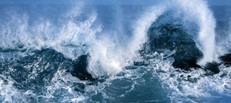 В Черном море прогнозируют волны высотой до 2,5 метров