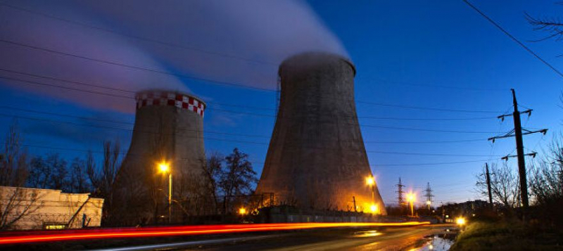 Генерация электроэнергии на двух крымских ТЭЦ приостановлена из-за убыточности